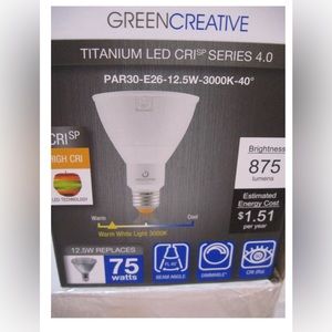 NIB Green Creative Titanium LED CRI Series 4.0 PAR38 18.5W Light Bulb Recessed